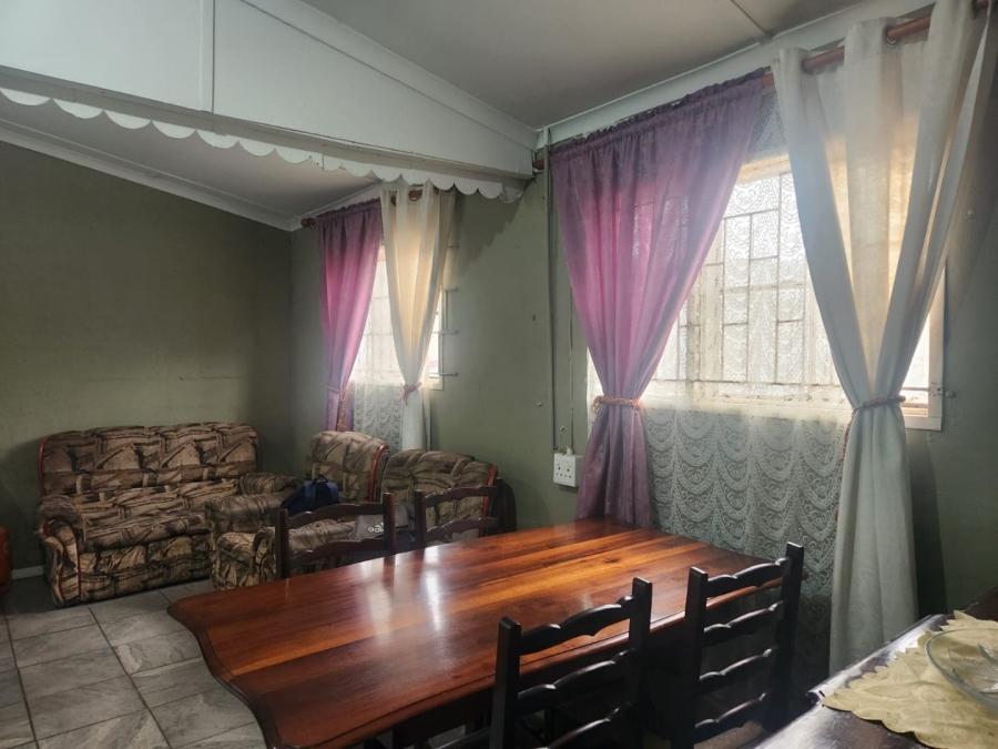 3 Bedroom Property for Sale in Pacaltsdorp Western Cape